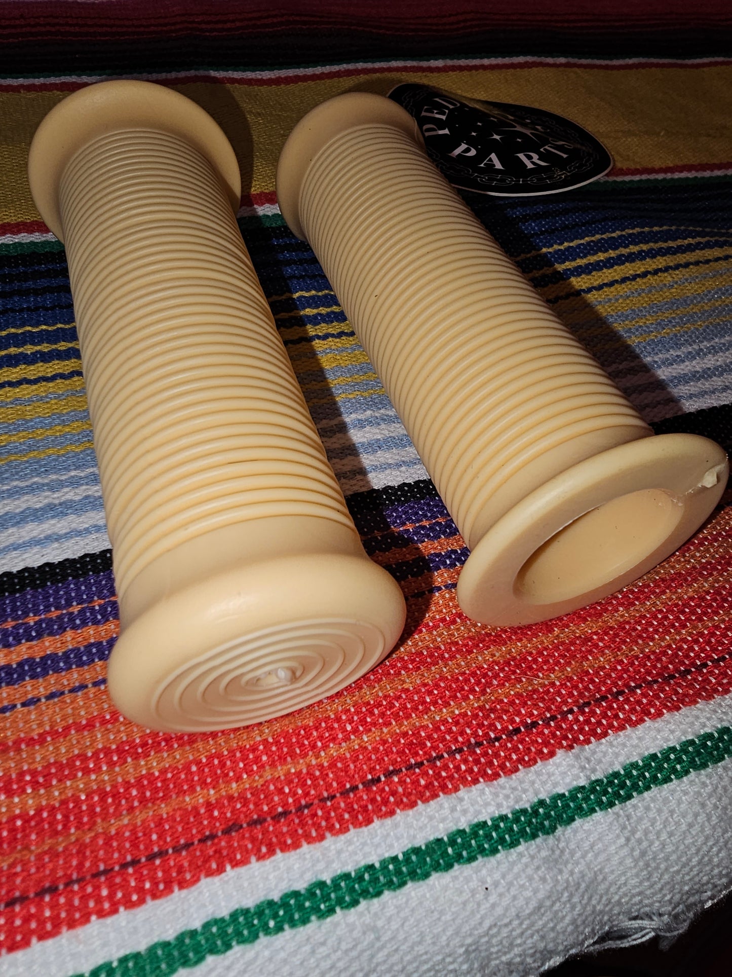 Pedro' Parts 1" Ribbed Motorcycle Grips. Cream